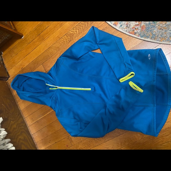 Ladies Hooded Champion Sports Top fitted - Picture 3 of 12